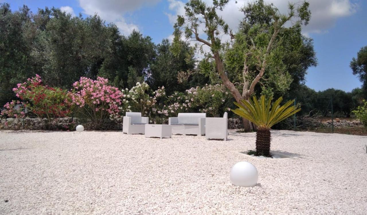 Trullo Bianco Ulivo Villa Ostuni Exterior photo